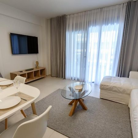 Itaka Familiy Apartments - Halkidiki Suites Com Nikiti  Eksteriør billede