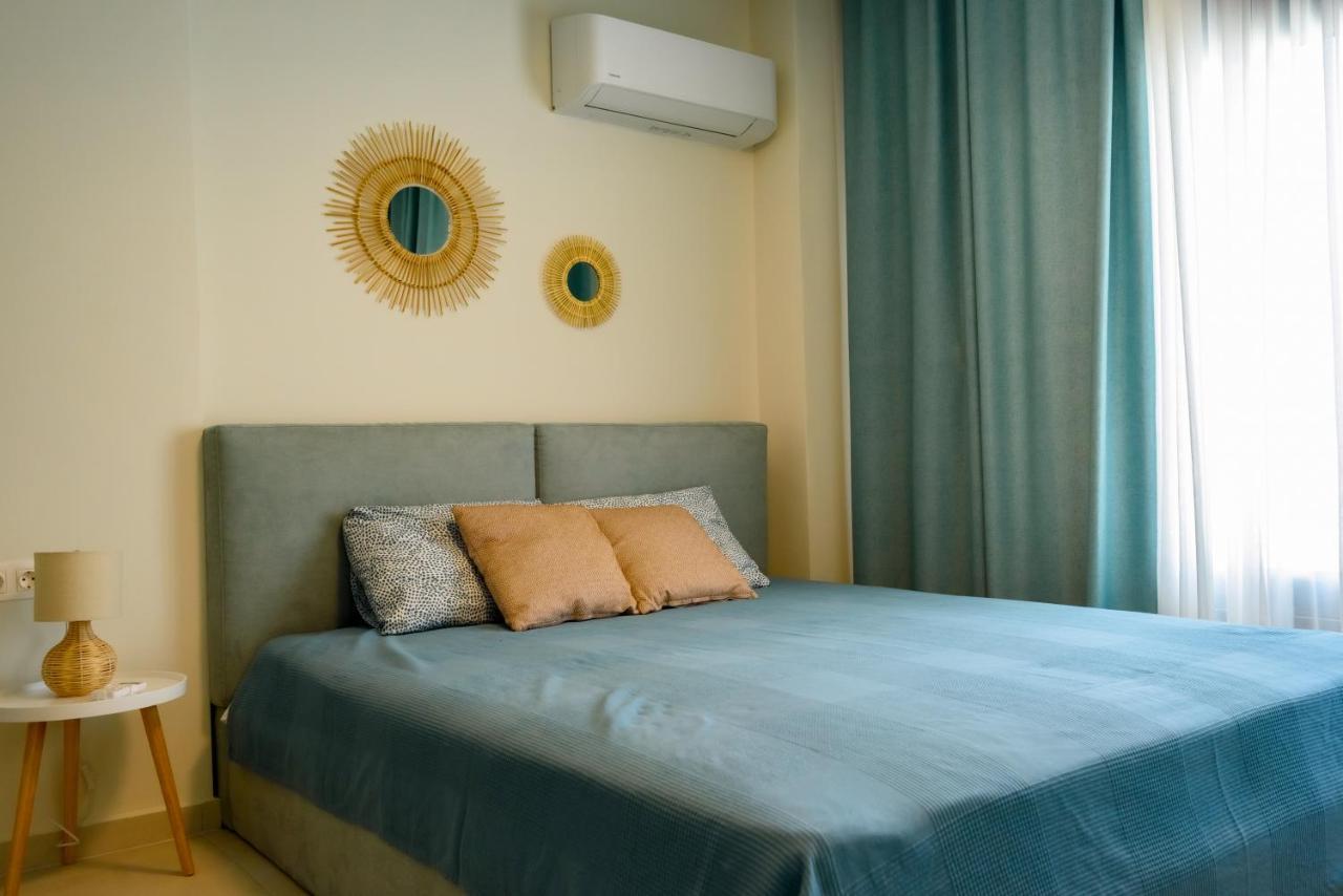 Itaka Familiy Apartments - Halkidiki Suites Com Nikiti  Eksteriør billede