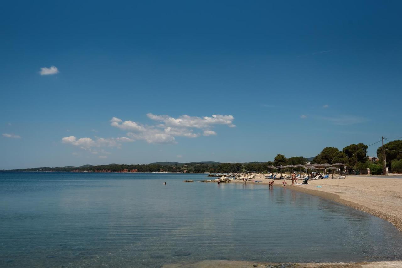 Itaka Familiy Apartments - Halkidiki Suites Com Nikiti  Eksteriør billede